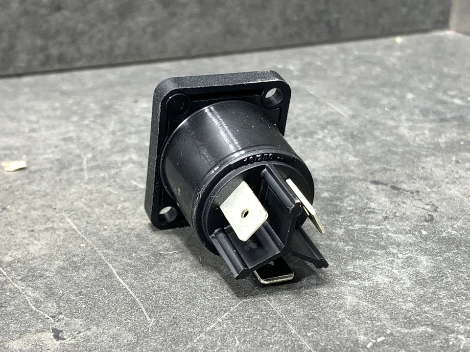NEUTRIK NAC3MPX powerCON True1 Einbaubuchse Chassimontage - Bild 2 von 2