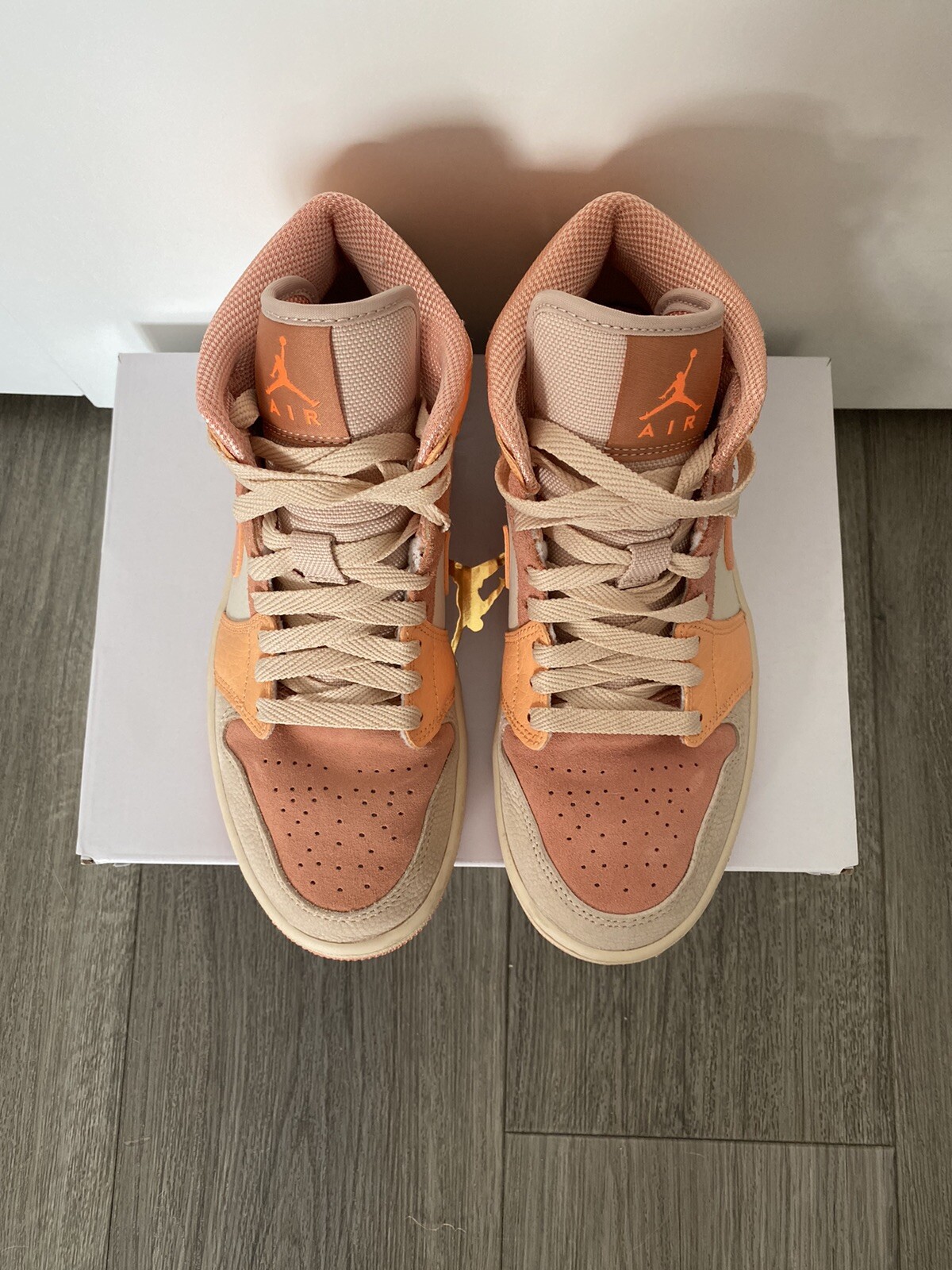 Air Jordan 1 Mid Apricot Orange Size UK4.5 RRP£195 Worn Once image 4
