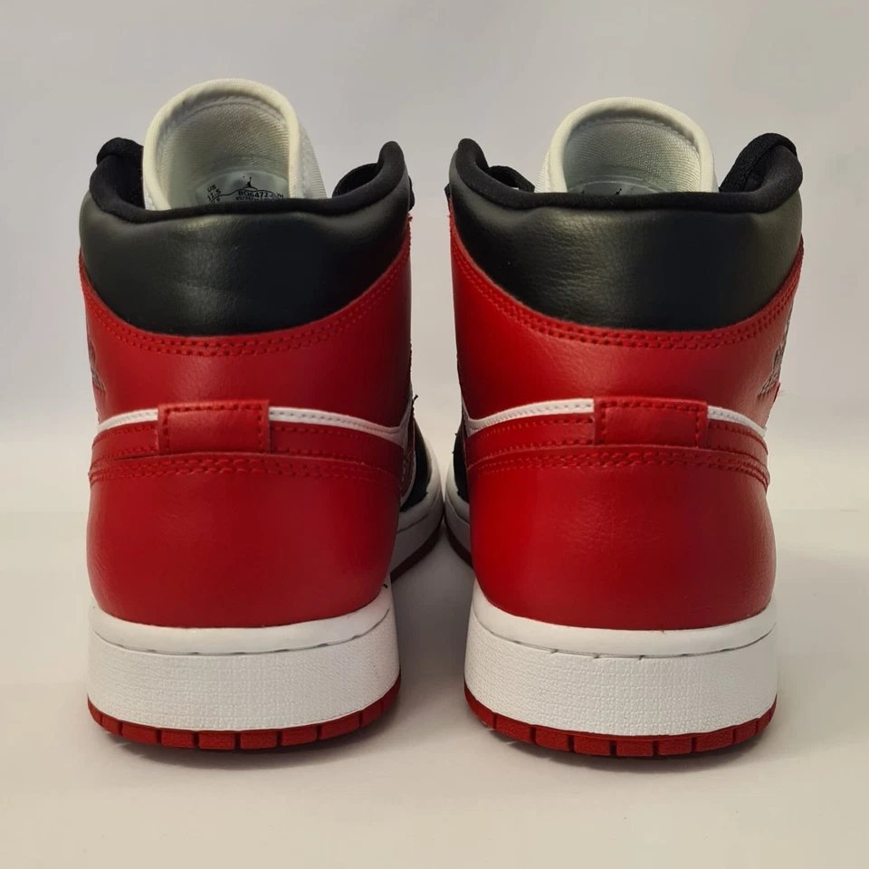 New Mens Nike Trainer Size 9 Air Jordan 1 Mid Gym Red Black Toe, photo 3 of 5