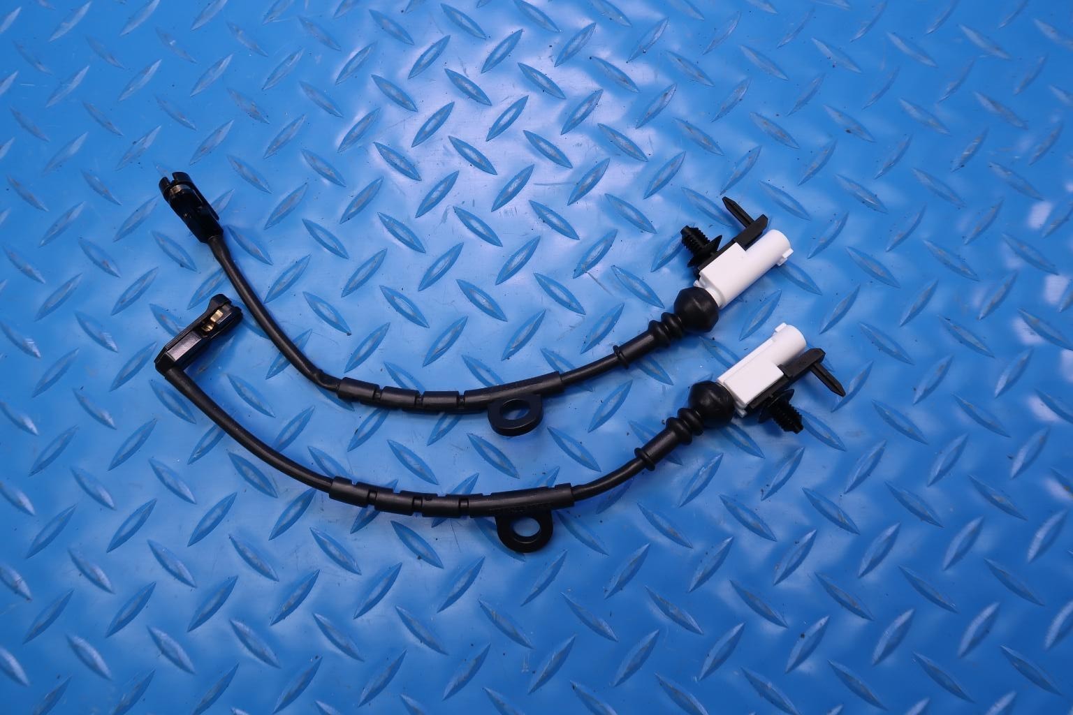 Aston Martin Dbx front & rear brake pad wear sensors TopEuro #12516