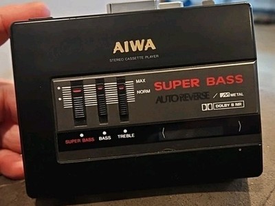 3点 AIWA SONY CASSETTE RECORDER PLAYER Aiwa Walkman HS-G370 With 3 Band EQ Working Personal Cassette