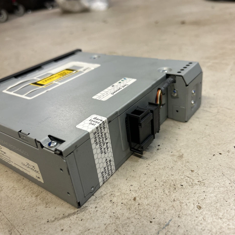 OEM 05-08 Audi A4 S4 Quattro Sedan Glove Box Mounted CD Player 6 Disc Changer - Image 4 of 4