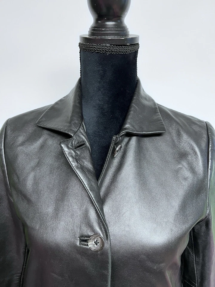 Chaqueta de cuero Banana Republic negra suave mantecosa años 90’s Y2K mujer pequeña forrada Foto 4 de 4