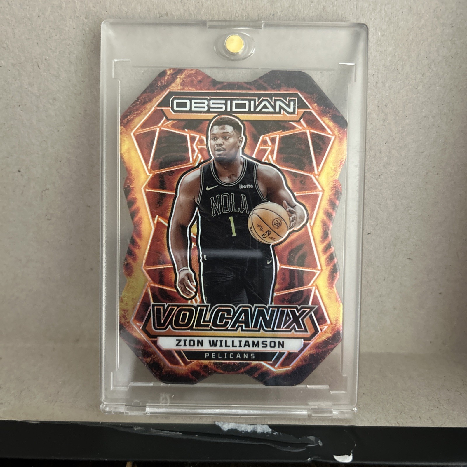 2023-24 Panini Obsidian - Volcanix Zion Williamson #28