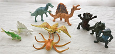 9 Vintage Plastic Chinasaurs Monsters Dinosaurs Assorted 4-1.5" Flying