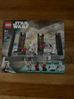 LEGO Star Wars: Ahsoka Tano's Duel On Peridea (75385) New Sealed