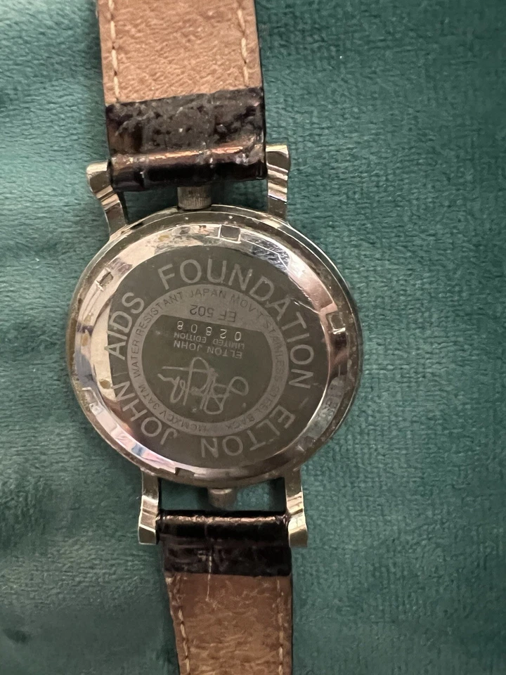 Часы наручные Elton John для мальчика London ограниченный выпуск основа под СПИД ЧЕРНЫЕ - Изображение 3 из 3