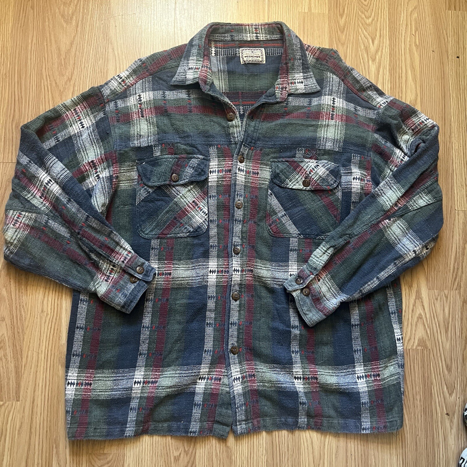 Vintage Weekends 100% Natural Button Down Shirt Wrugged Wear Plaid Men’s Size L