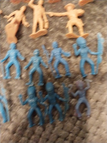 MPC Mounted Indian with Spear in Blue Plastic. Plus Others - Picture 6 of 8