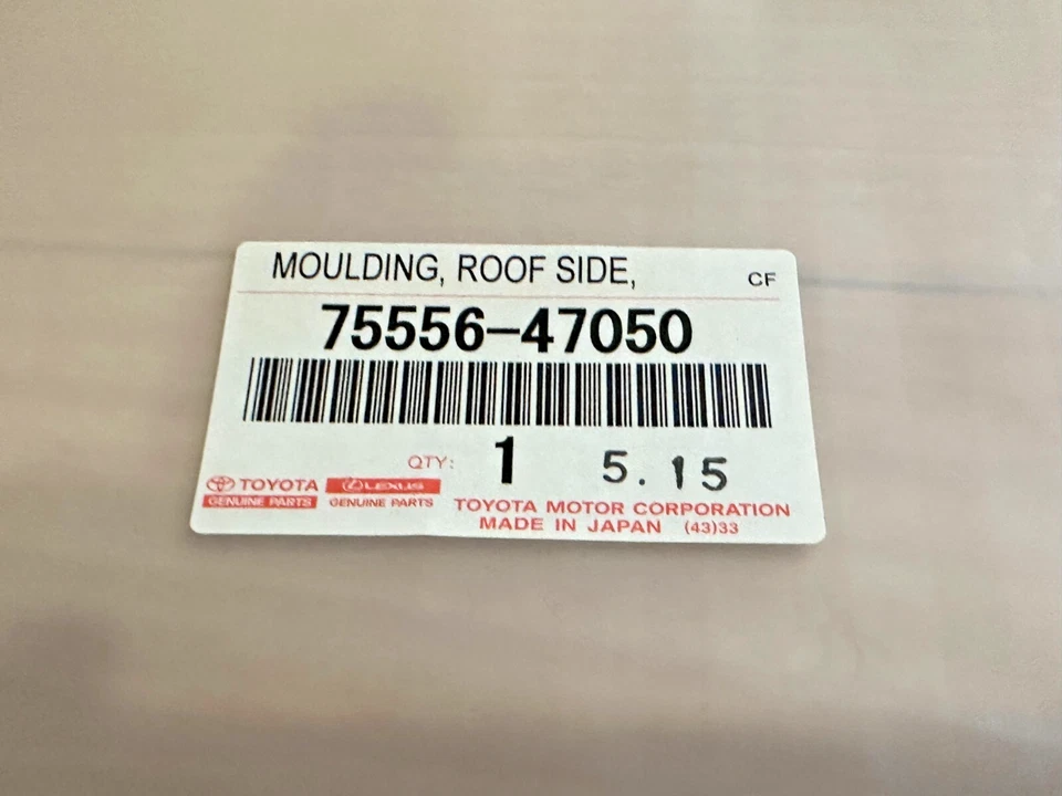 Toyota Genuine Prius V 12-17 Roof Drip Molding Pair 75555-47050 75556-47050 OEM Foto 2 de 4