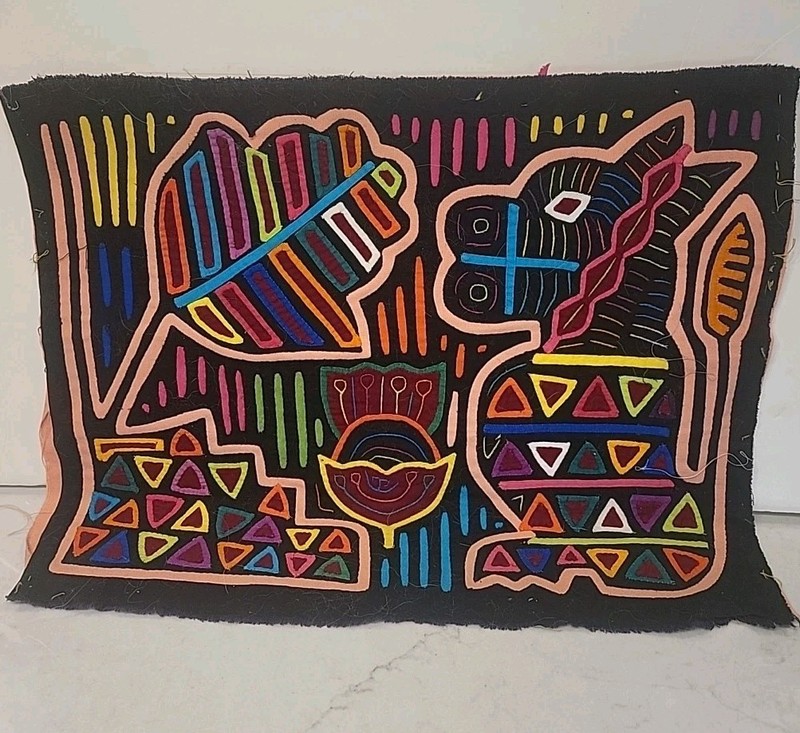 Mola,a textile art form made by the Kuna women of Panama Lot Of 3 collected 1974