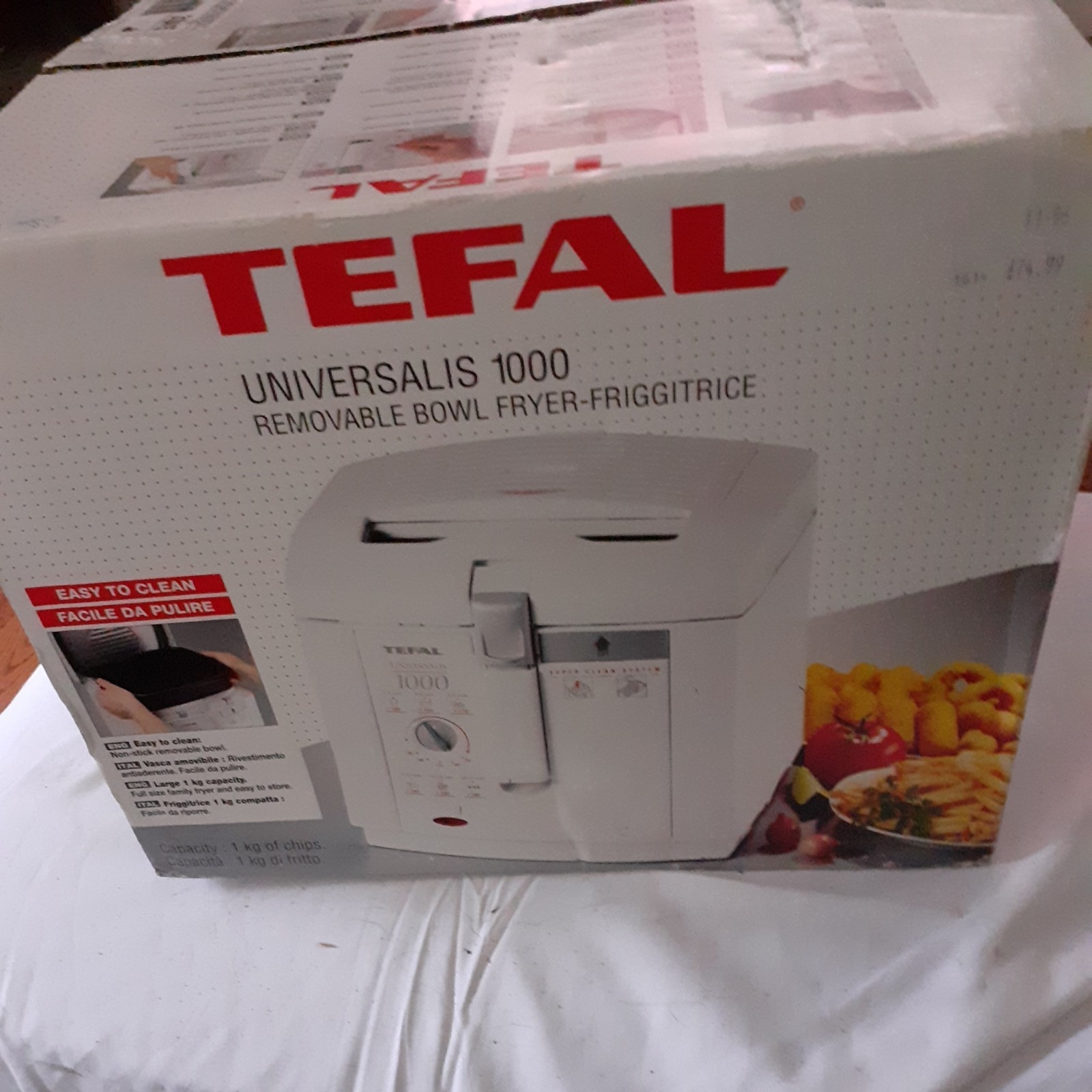 Tefal large Deep fat fryer White  universalis 1000 1kg capacity