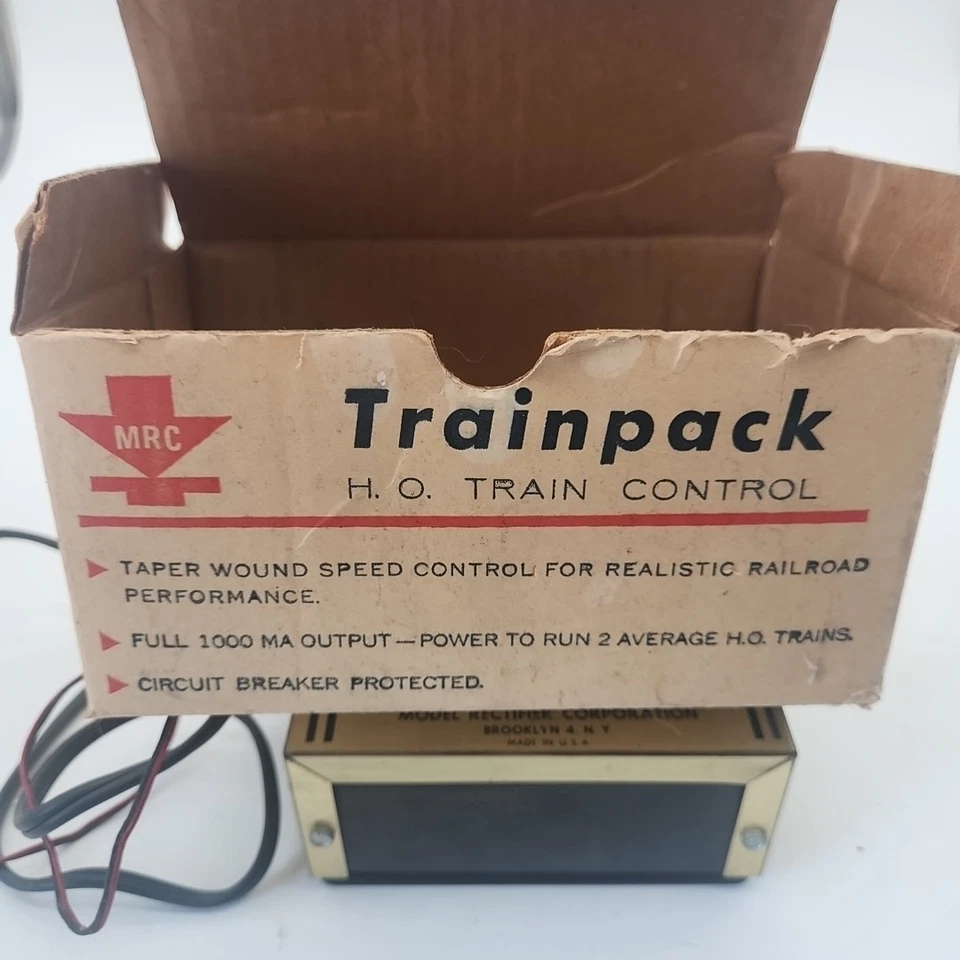 MRC Trainpack Model 100 for HO Scale Variable DC and fixed AC circuits No Tested - Image 3 of 4