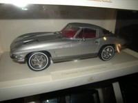 1:18 Norev Chevrolet Corvette C2 Sting Ray 1963 Sebring Silver/Silber In Ovp