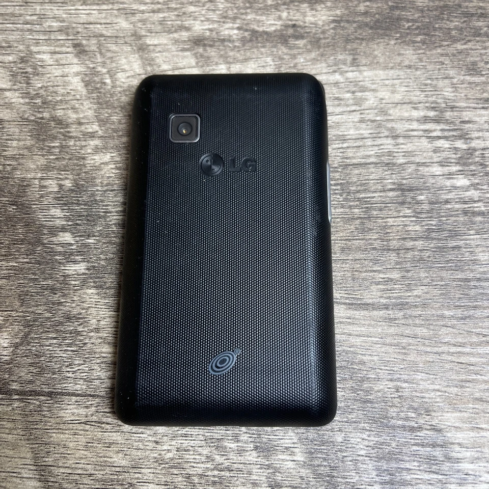 LG 840G 3.2" Touchscreen 2.0MP Bluetooth & Wi-Fi (TracFone) Android Cell Phone - Image 2 of 4