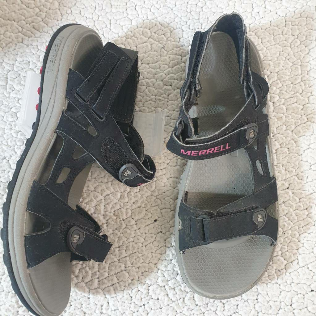 Sandali sportivi Merrell da donna rosso rosa neri regolabili tacco piatto gancio e anello 7