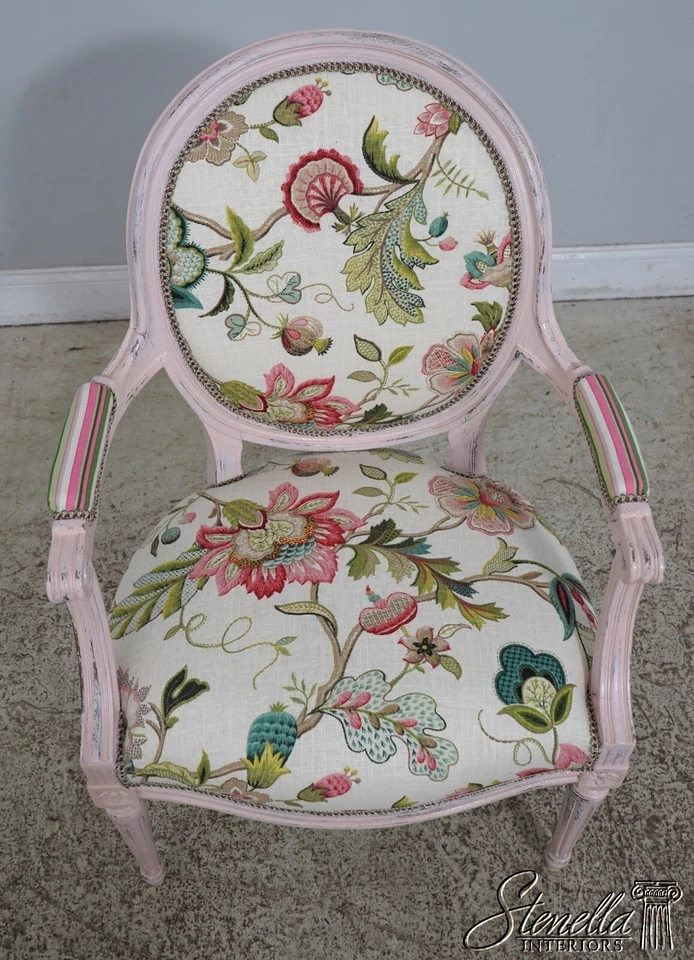 L61971EC: Par de sillones tapizados estilo Luis XVI rosa francés Foto 2 de 4