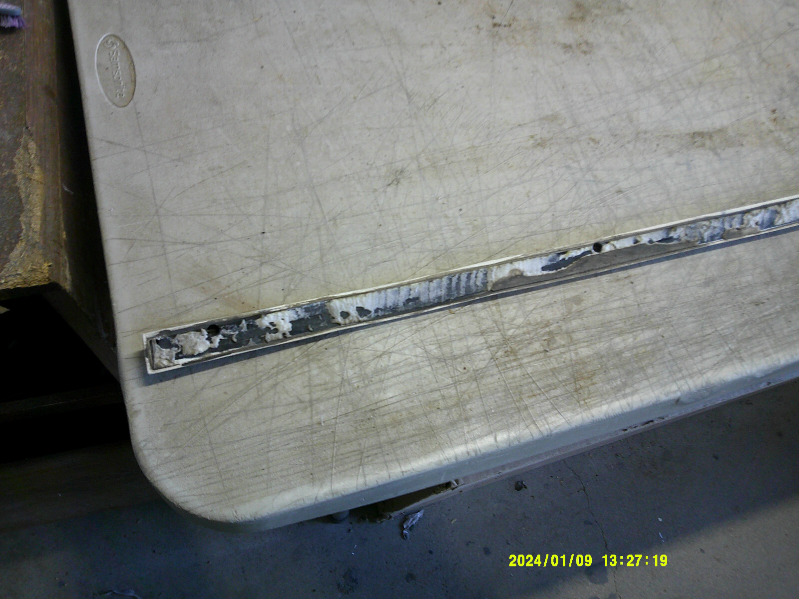 Passenger Door Moulding Yellow Chrysler Maserati TC 89 90 91