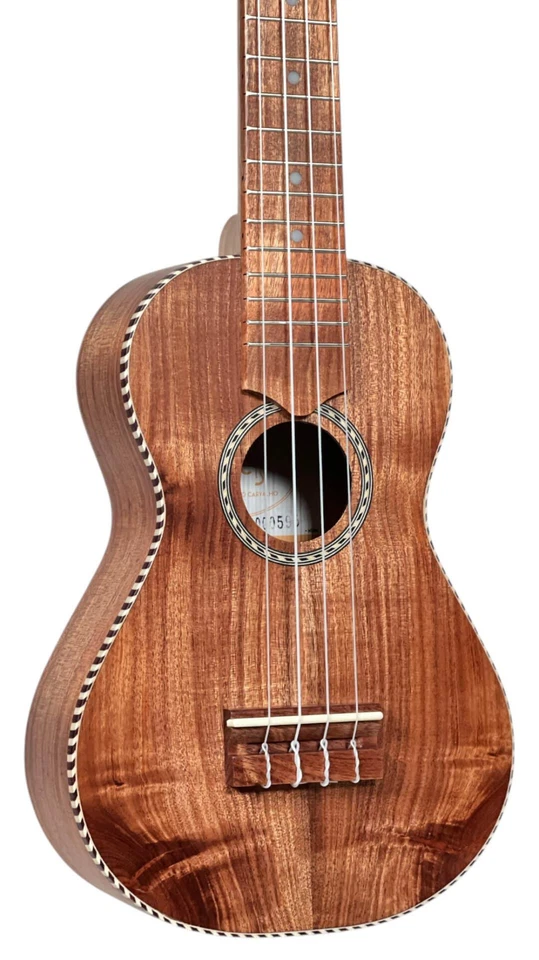 Ukelele soprano tradicional APC ST - Koa Acacia sólida Foto 3 de 4