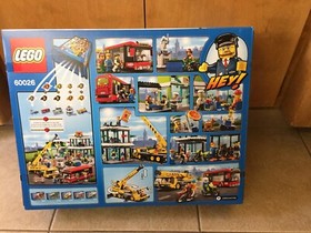 New Sealed Box Lego City 60026 Town Square