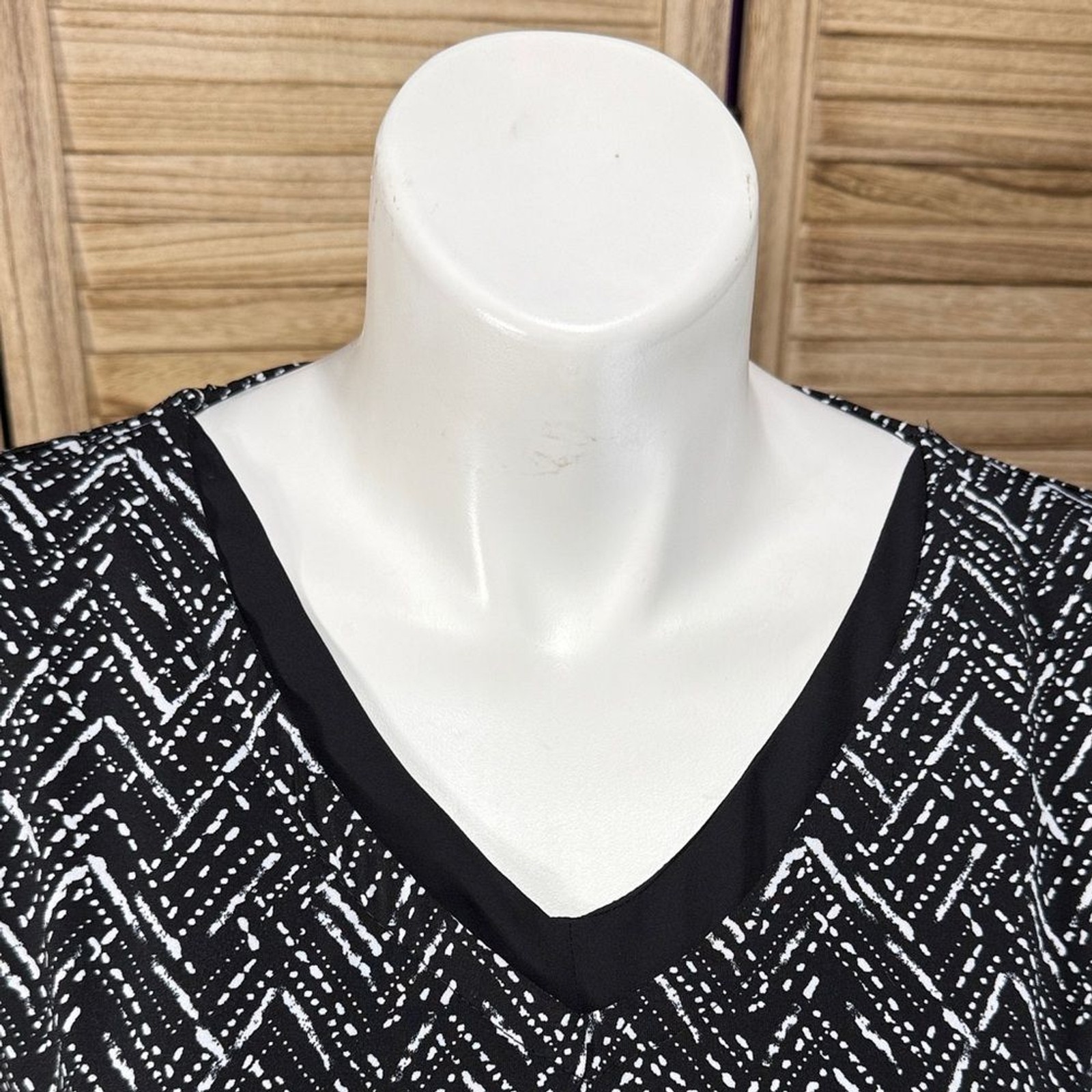 Catherines Blouse Black White Patterned Tunic Cri… - image 4