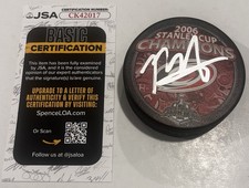 ROD BRIND'AMOUR SIGNED CAROLINA HURRICANES 2006 STANLEY CUP PUCK W/ CASE JSA COA