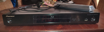 REGIONFREE Codefree Pioneer BDP-140 3D Bluray DVD Player, Multiregion, SACD