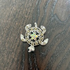 turtle pin brooch