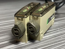 2 PC LOT Takenaka TAKEX F10R Seeka NPN Reflective Type Fiber Sensor DIN Module 1