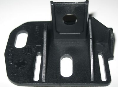BMW E90 E91 Scheinwerfer Halterung Halter links 7136827 