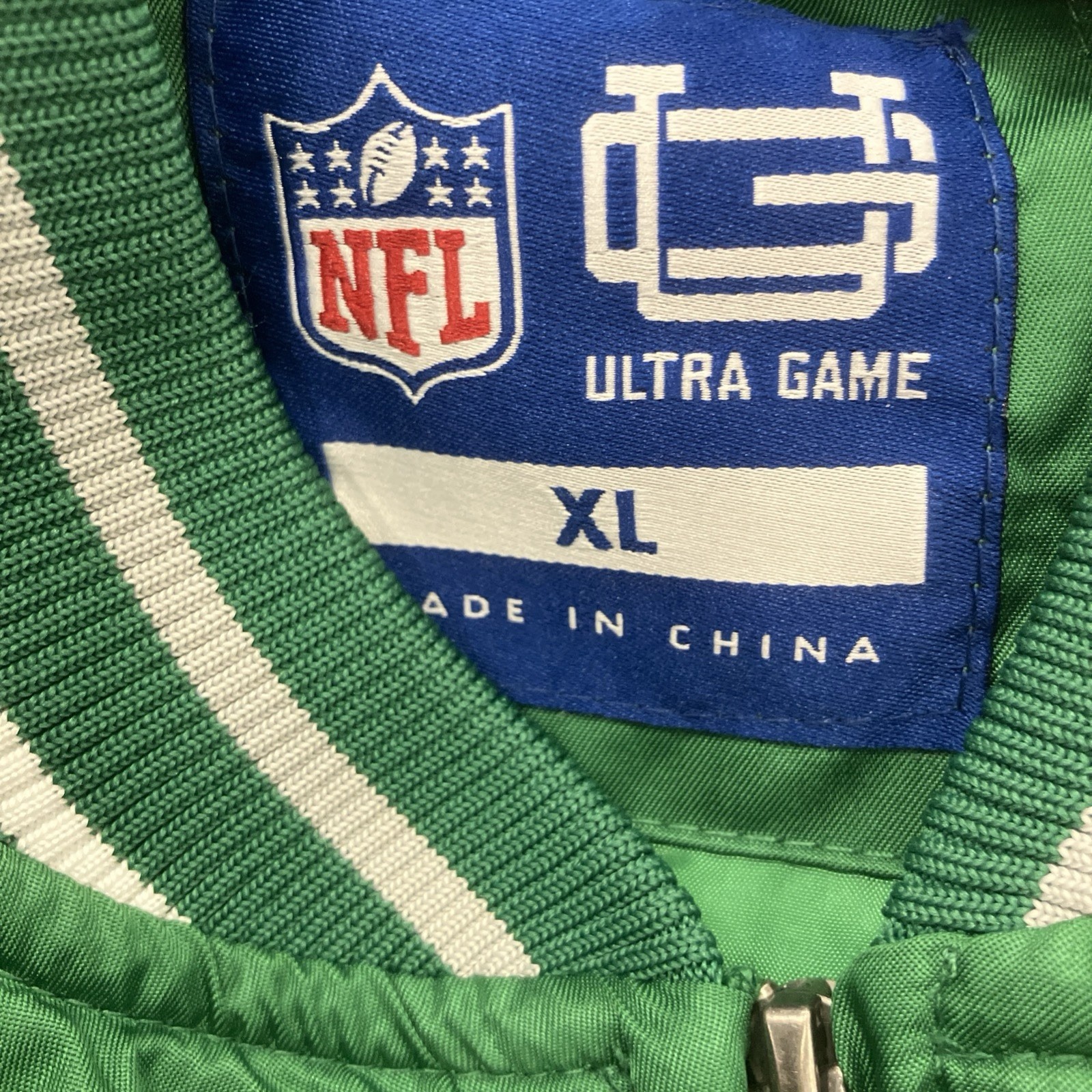 NWT Men’s NFL Philadelphia Eagles Kelly Green Satin Jacket Size XL