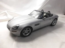 1/18  AUTOart Diecast Car Movie 007 James Bond Collection World Not Enough 67230