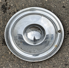 One Vintage 1951-1952 Chrysler Saratoga Windsor 15 Hubcap Wheel Cover Oem One Vintage 1951-1952 Chrysler Saratoga Windsor 15 Hubcap Wheel Cover Oem