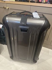 Tumi Vapor Medium Trip Packing Case 28" Checked Luggage Suitcase “store Sample”