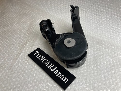 TOYOTA Genuine Prius V Rear Engine Mount 12371-37260 - Picture 12 of 24