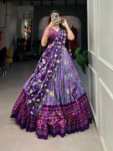 Designer Lengha Choli Bridal Wear Indian Lehenga Wedding Bridal Dress Bollywood - Picture 2 of 9