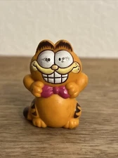 Garfield Orange Cat W/Red Bow tie  Garfield 2.5” Figure (1978-1981) Bully Toy