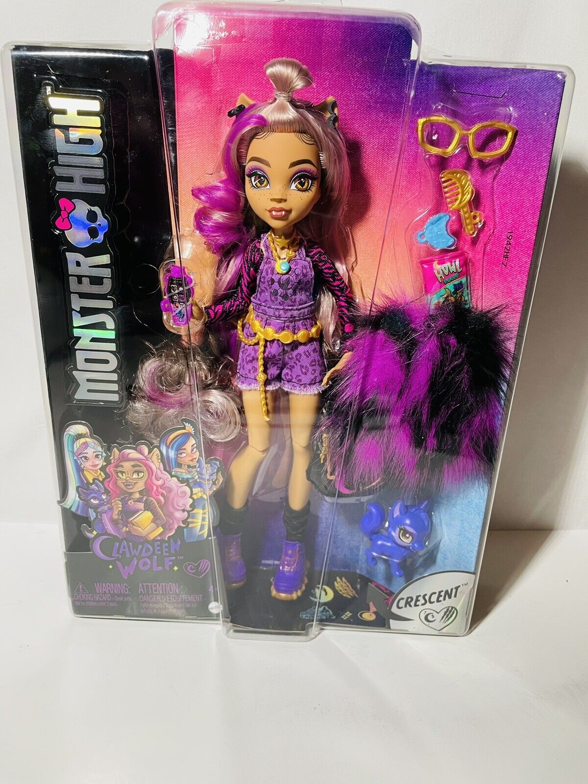 Monster High Clawdeen Wolf Reproduction Doll, Pet Kitty Cat & Stand New  Original