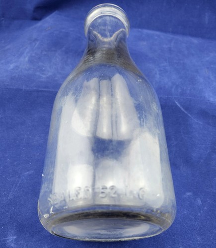 1950's Vintage Glass Quart Milk Bottle - Picture 3 of 3
