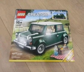 Lego 10242 Creator Expert: Mini Cooper MK VII w/ Box and Manuals