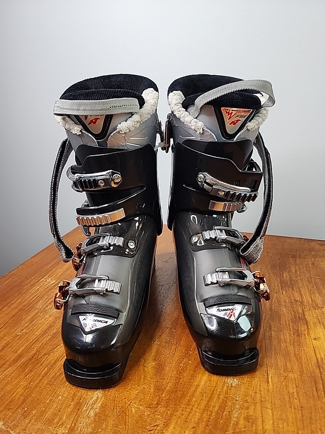 SALOMON Scarponi da sci Nordica Hot Rod 85 US uomo taglia 8 5 Mondo 26 5 grigio 305 mm made in Hungary