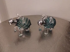 Hand Blown Art Glass Pig Hog Salt Pepper Shakers Teal Swirl
