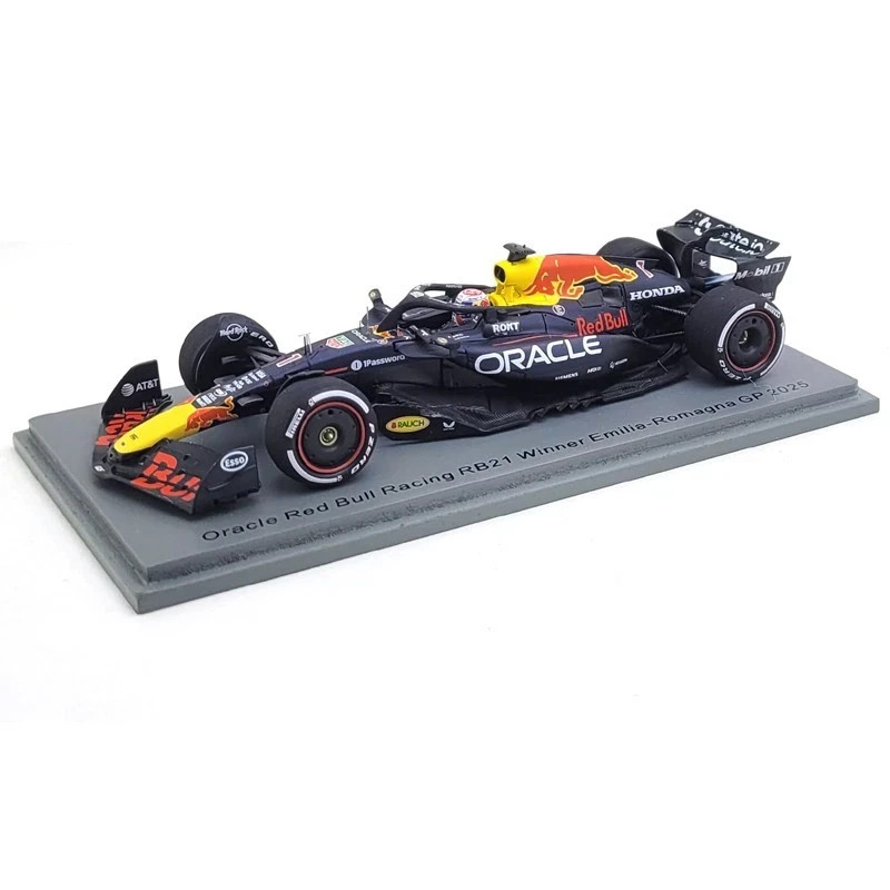 Red Bull Racing RB21 Verstappen 2025 Spark S9623 F1 miniature 1/43