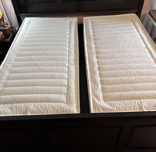 2 Sleep Number/Select Comfort Air Bed Chambers ~ 2 Twin XL ~ makes up a KING bed