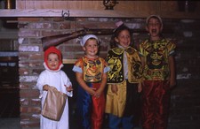 sl87 Original Slide 1965 Halloween bubbles clown Capt Kid Witch 208a