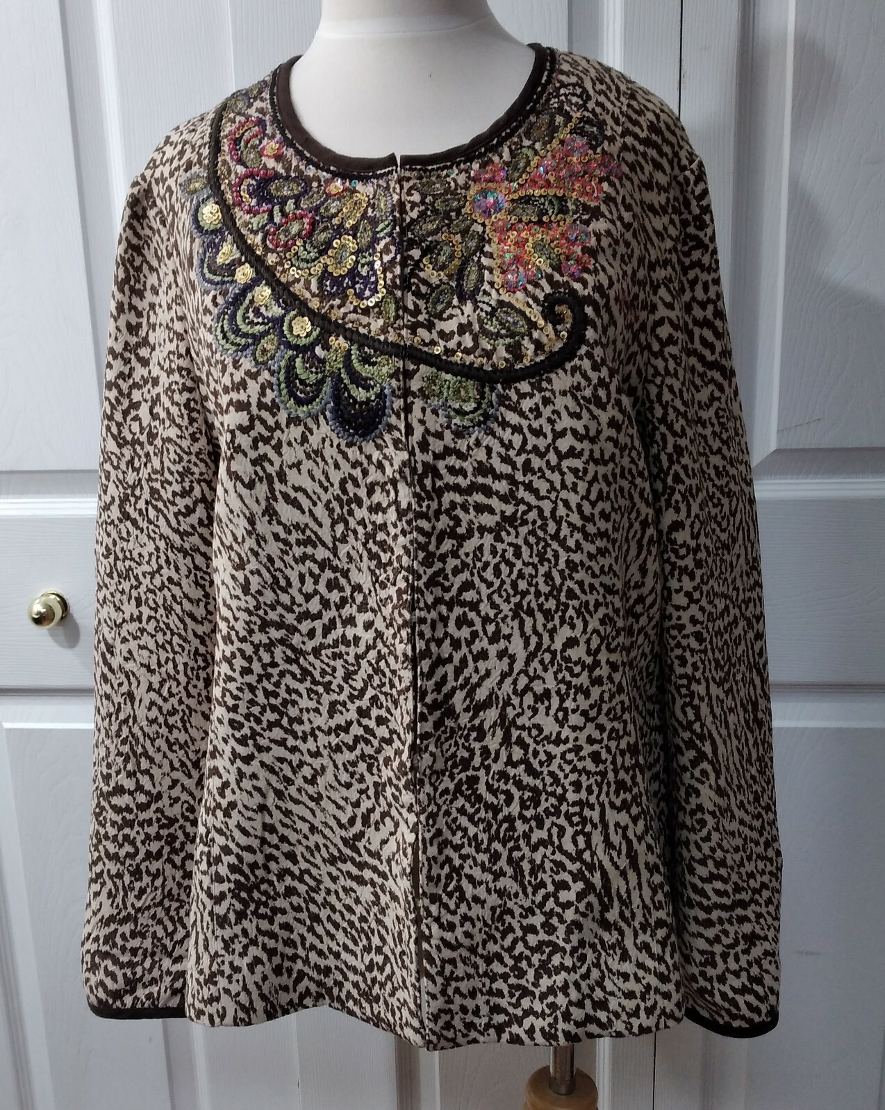 Chico's Leopard Print Sequin Jacket Lined Size 2 - image 5