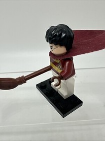 LEGO Harry Potter Minifigure Quidditch Uniform (4737) hp110
