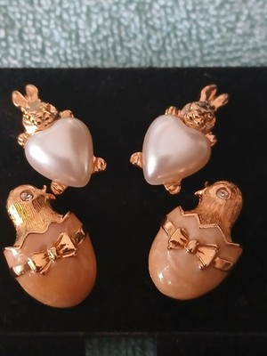 Avon Easter Novelty Bunny/Chick Pierced Earrings