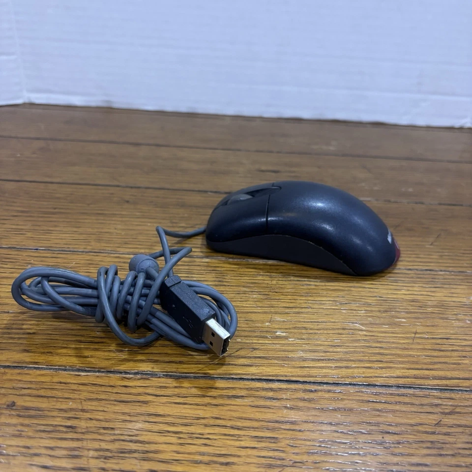 Microsoft Wheel Mouse Optical Black USB Mouse & PS/2 Compatible X08-99491 - Image 4 of 4