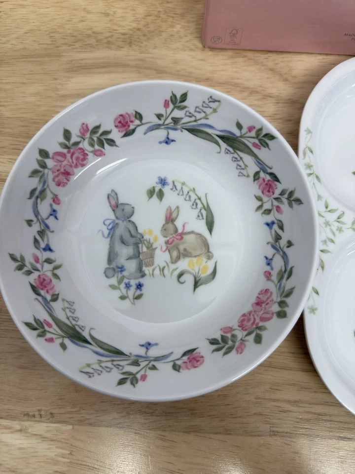 Nuevo en caja Pottery Barn Kids LoveShackFancy juego de alimentación de bebé de Pascua #50 Foto 2 de 4